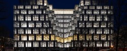 E-Line Next LED de TRILUX en UP!, uno de los edificios más sostenibles y atractivos de Berlín