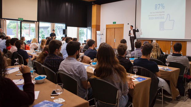 Éxito en la jornada de iElektro y Electrostock sobre la digitalización del sector industrial