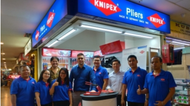 KNIPEX abrió en 2019 la Primera tienda en Indonesia