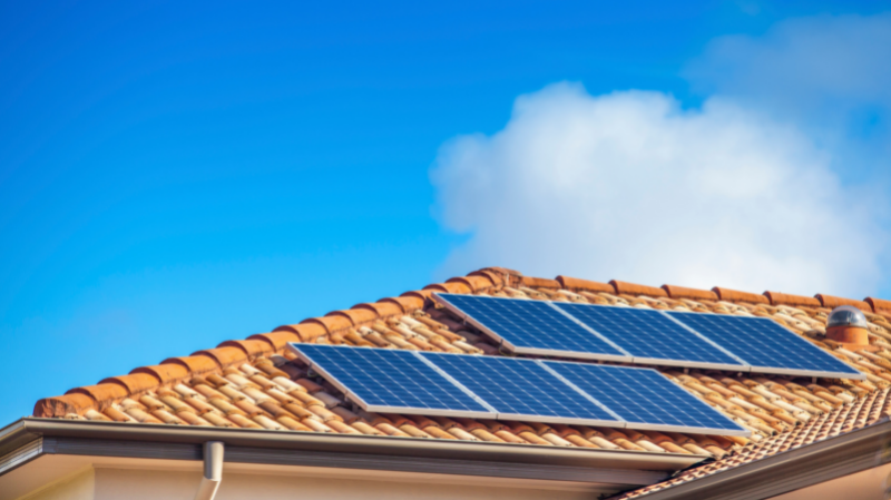 Basor: Energía solar en azoteas y granjas solares