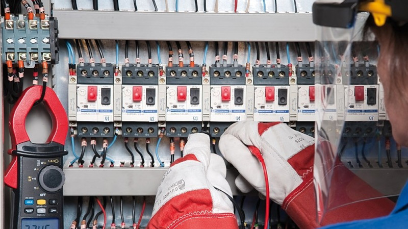 Chauvin-Arnoux: La seguridad eléctrica es fundamental en instalaciones y máquinas