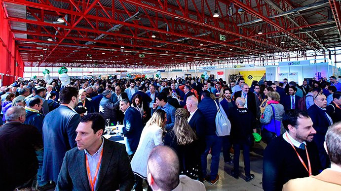 LEDS C4 participa en la VI edición de la feria EFICAM