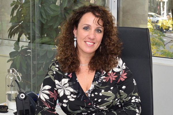 Marta Escoda asume la Dirección General de la compañía con el objetivo de continuar el exitoso proyecto iniciado por su padre y fundador de la empresa, Salvador Escoda
