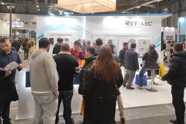 Retelec presenta sus innovadores cargadores VE Synapse en Mubil Mobility Expo