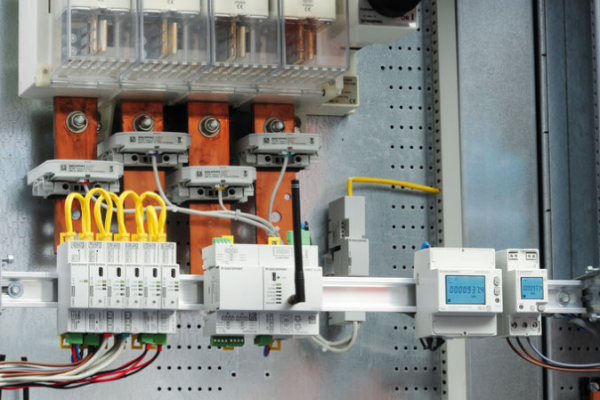 SOCOMEC transforma la gestión energética con DIRIS Digiware