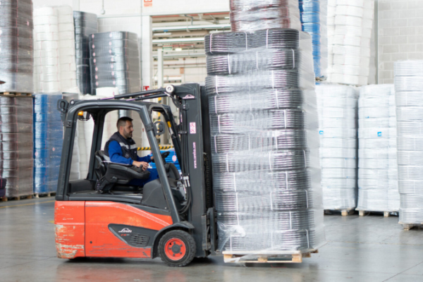 Aiscan impulsa la eficiencia logística con tecnología PDA avanzada